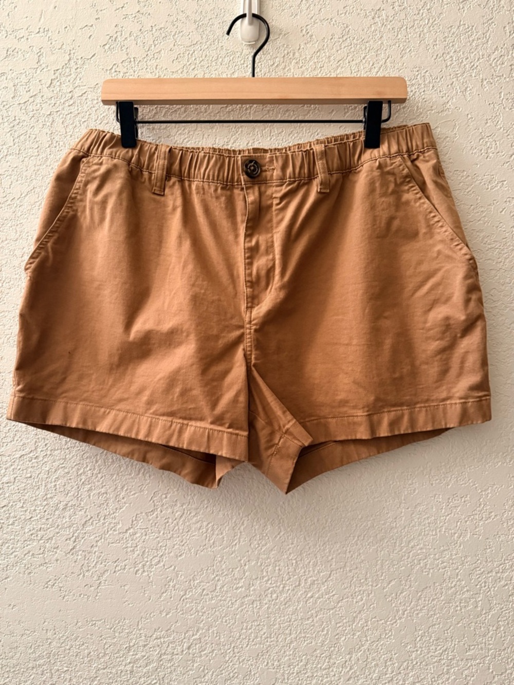 CHUBBIES Men’s Original 4” Stretch Staples Shorts Dark Khaki Size X-Large